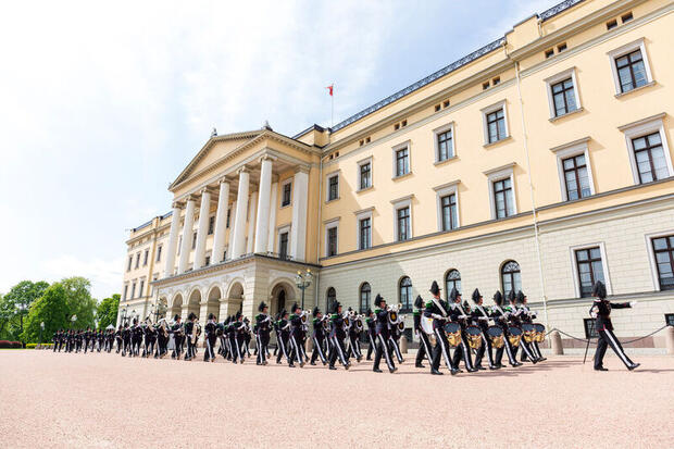 Changing of the guard at the Royal Palace, Oslo