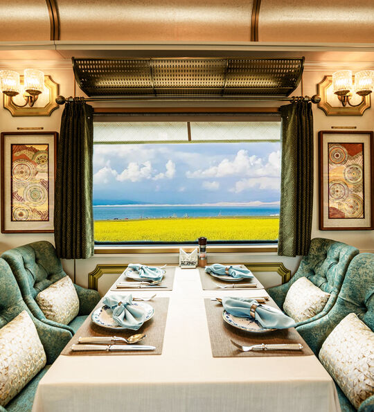 Dining Car (Western style)