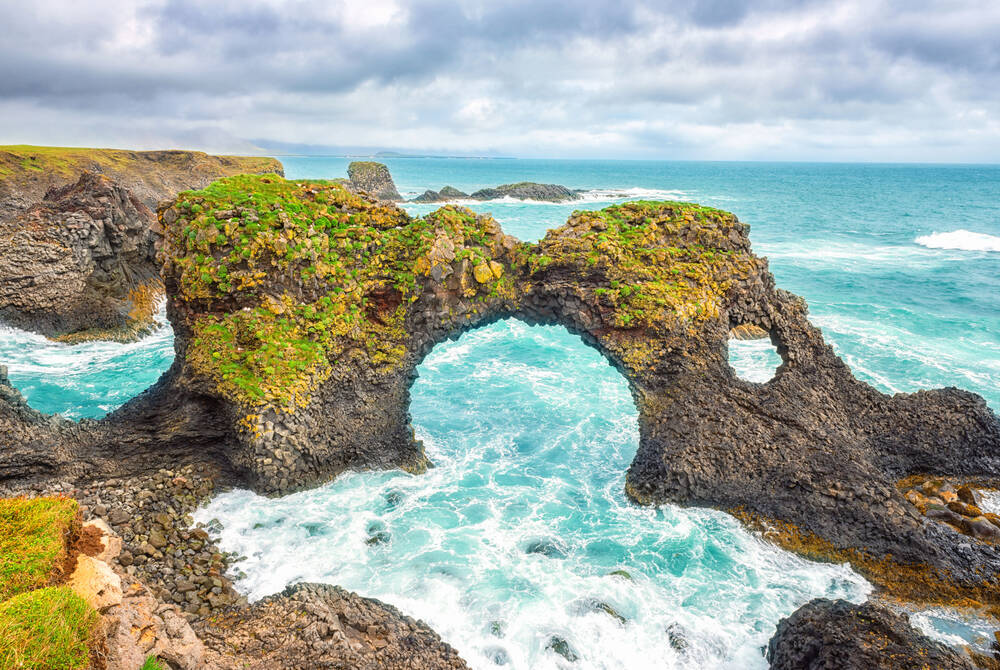 Gatklettur rock arch, Snaefellsnes Peninsula Gatklettur rock arch, Snaefellsnes Peninsula