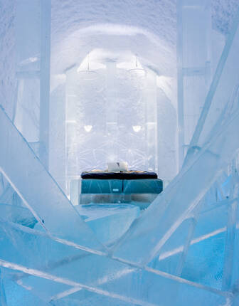ICEHOTEL 365 Art Suite | Photo by Lars Lindh