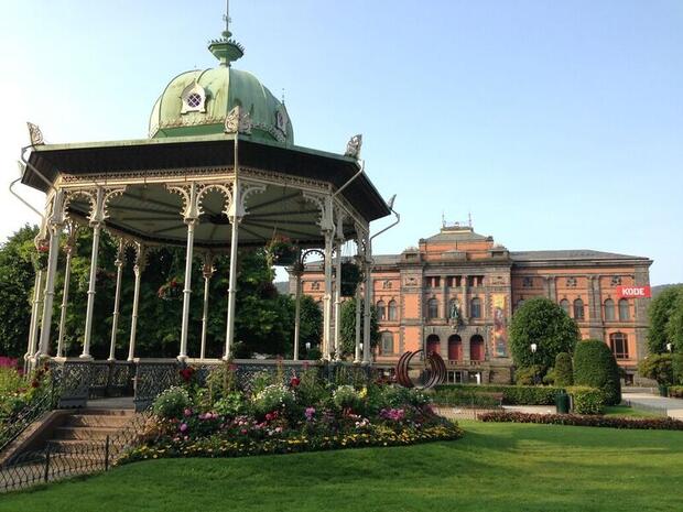 Image of Music Pavillion and KODE museum in the background