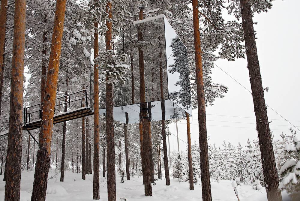 Highlights of Swedish Lapland: Treehotel, ICEHOTEL & Björkliden