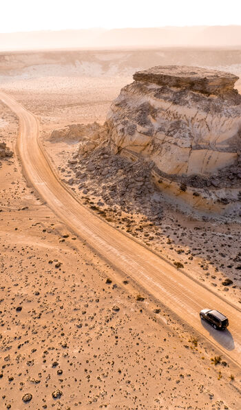 4x4 adventure in Omani desert