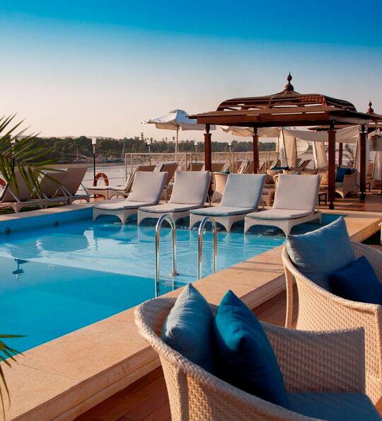 Pool, Sanctuary Sun Boat IV