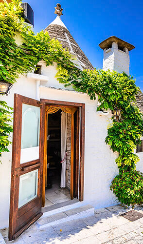 Typical trulli in Alberobello, Puglia