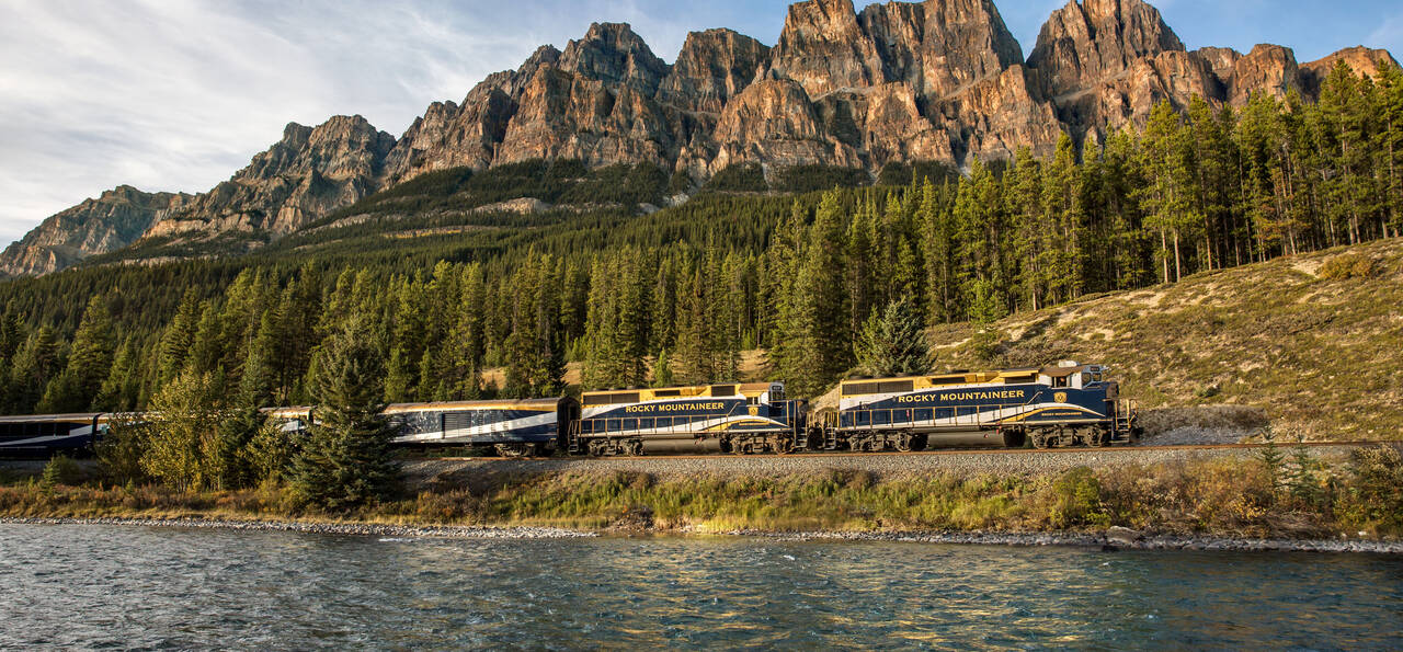 Rocky Mountaineer passing Castle Mountain on the First Passage to the West route