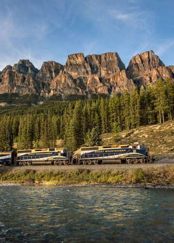 Rocky Mountaineer passing Castle Mountain on the First Passage to the West route
