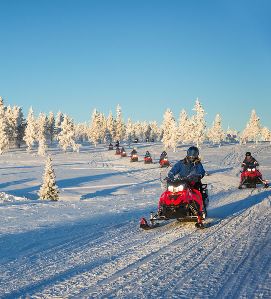Snowmobiling, Finnish Lapland