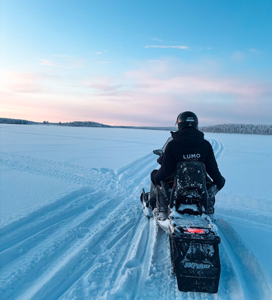 Snowmobiling at Arctic Lumo Resort