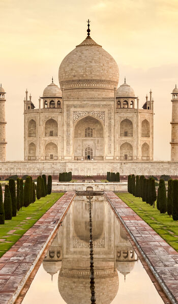 Sunrise over the Taj Mahal