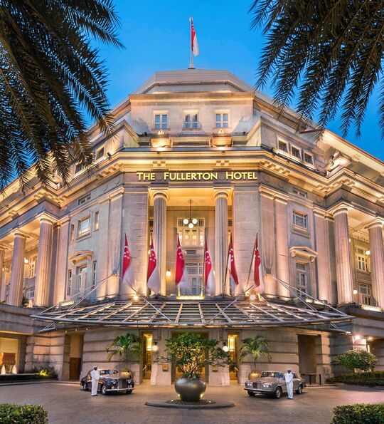 Image of the grand exterior of The Fullerton Hotel, Singapore