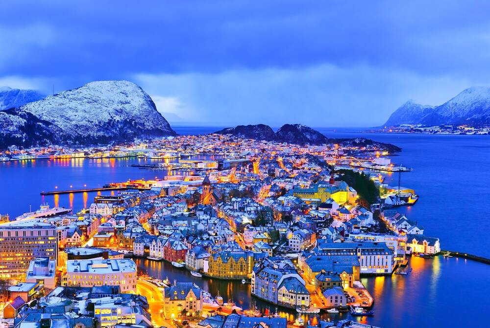 Norwegian Fjords Winter Explorer